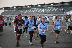 BIB: 50669, 5050
                            <button type="button" onclick="openModal(10465561)" class="btn btn-primary btn-sm float-right btn-popup" data-toggle="modal" data-target=".modal-high-quality">
                        <i class="fas fa-shopping-cart"></i> Add to Cart
                    </button>
                                            <button type="button" onclick="isThisMe(10465561, true)" class="btn btn-success btn-sm float-right btn-popup btn-isme hidden" data-toggle="tooltip" data-placement="bottom" title="นี่คือรูปของคุณใช่ไหม คลิกที่นี่เพื่อเอาเข้าอัลบั้ม">
                        <i class="fas fa-plus"></i> Add to album
                    </button>
                    <button type="button" onclick="isThisMe(10465561, false)" class="btn btn-warning btn-sm float-right btn-popup btn-isnotme hidden">
                        <i class="fas fa-ban"></i> Remove from album
                    </button>